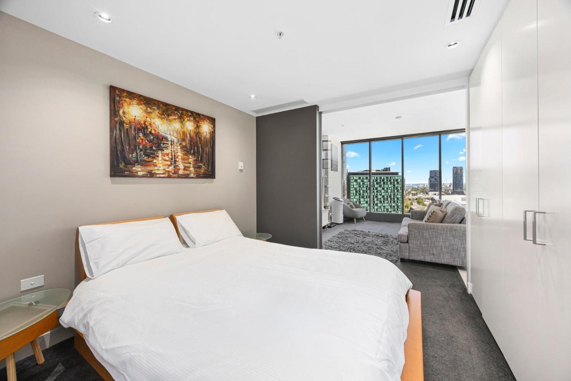 Luxury Designer Suite In Most Prestigious Location In Melbourne Buitenkant foto